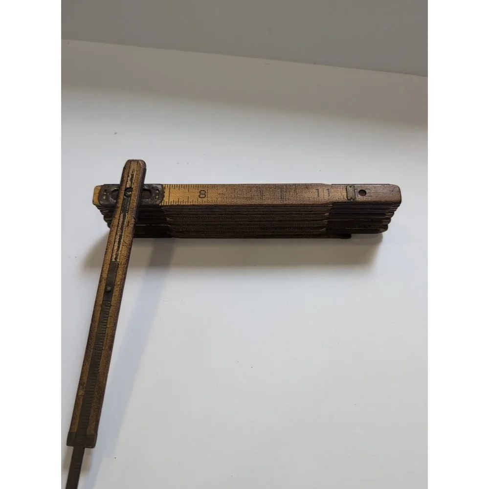 Vintage WOODEN FOLDING RULER 6 Ft 72